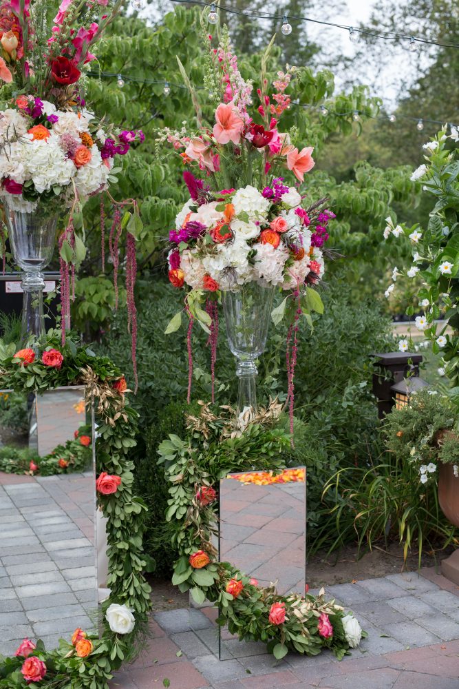 Flou(-e) r_Specialty_Floral_Events_Wedding_Reception_Flowers_Willowdale_Estate
