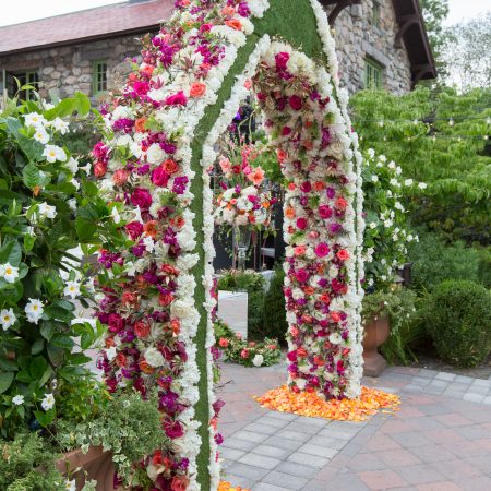 Flou(-e) r_Specialty_Floral_Events_Wedding_Arch_Willowdale_Estate