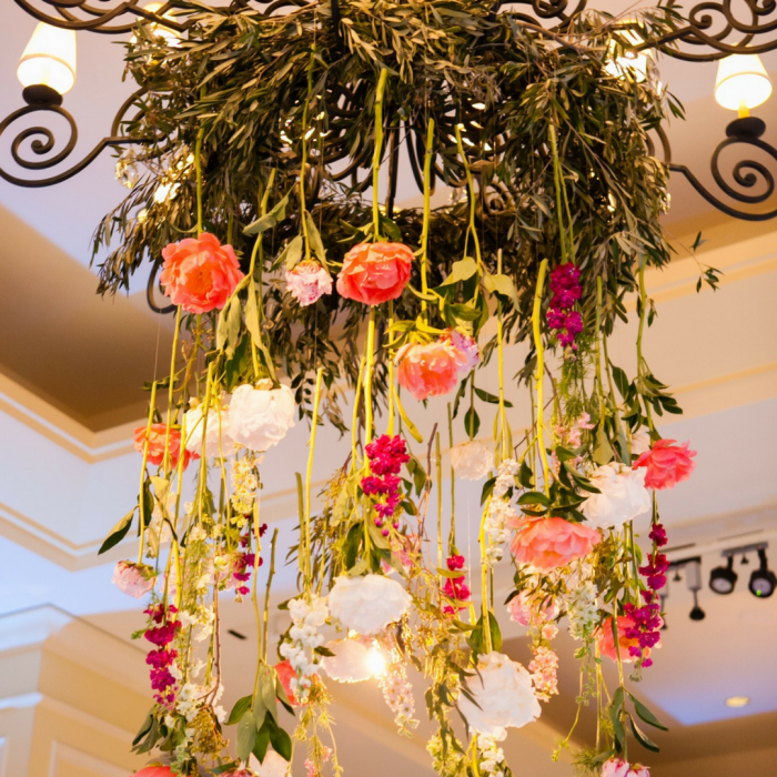 wedding_flowers_floral_chandelier_flouer_specialty_floral_events