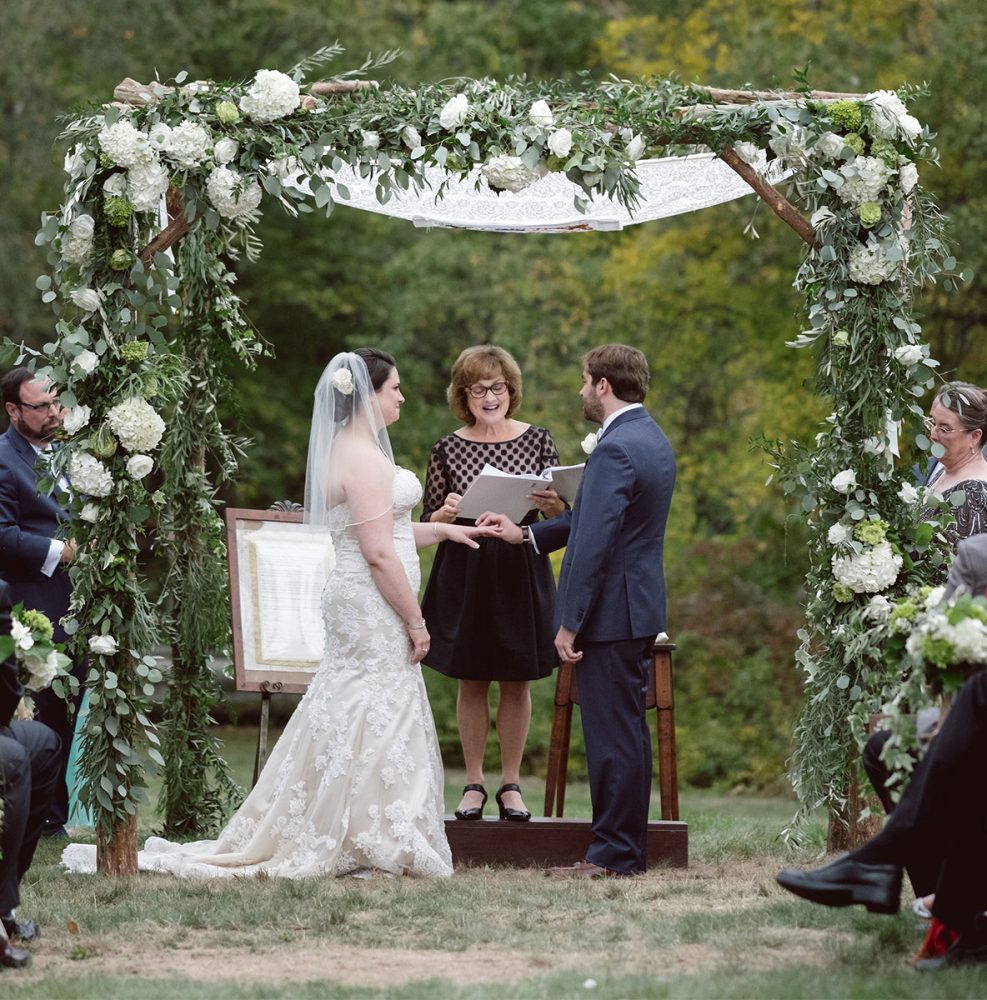 Flou(-e)r Specialty Floral Events - Chuppah