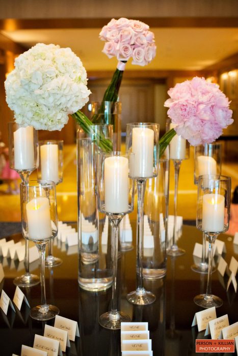 flou(-e)r Specialty Floral Events Modern Wedding Centerpiece Style Person Killian Photography