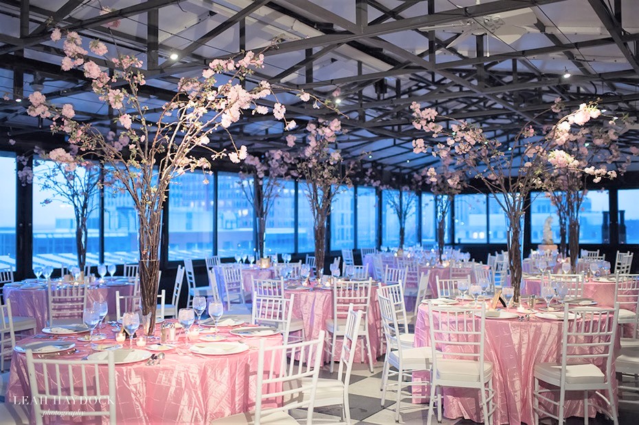 flou(-e)r Specialty Floral Events Wedding_Centerpiece Style Taj Boston Wedding Leah Haydock Photography