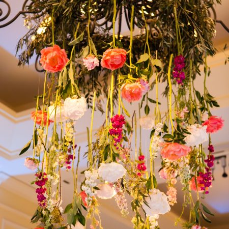 flou(-e)r_specialty_floral_events_hanging_floral_design