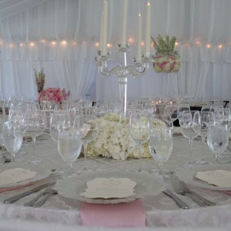 flou(-e)r_specialty_floral_events_silver_wedding_candelabras