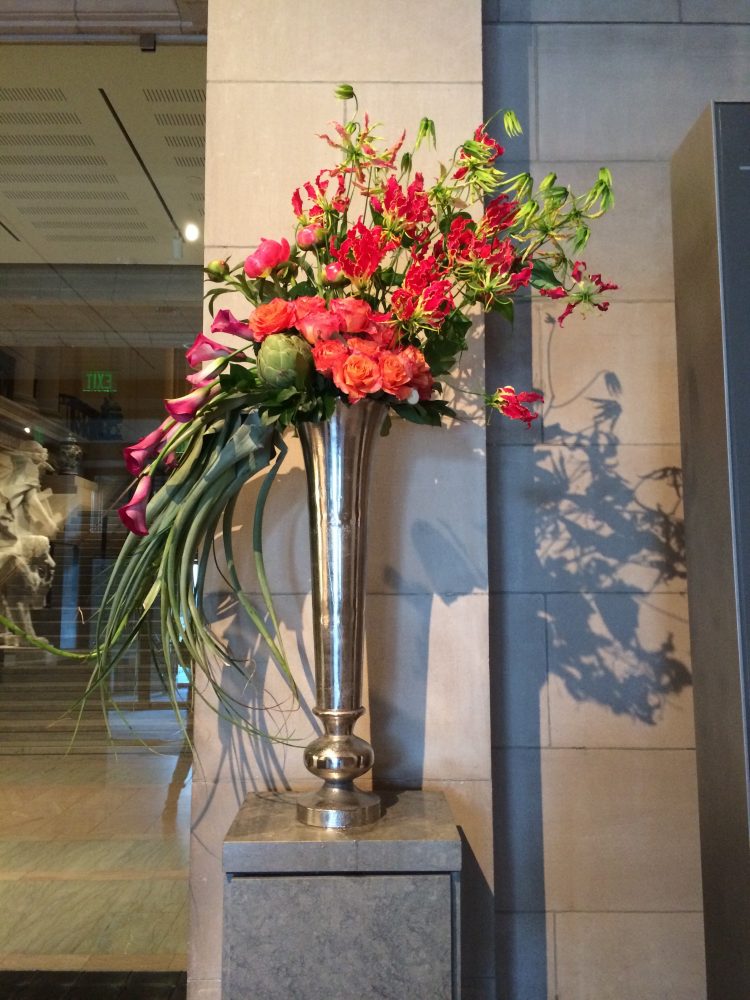 flou(-e)r_specialty_floral_events_modern_floral_design_museum_fine_arts