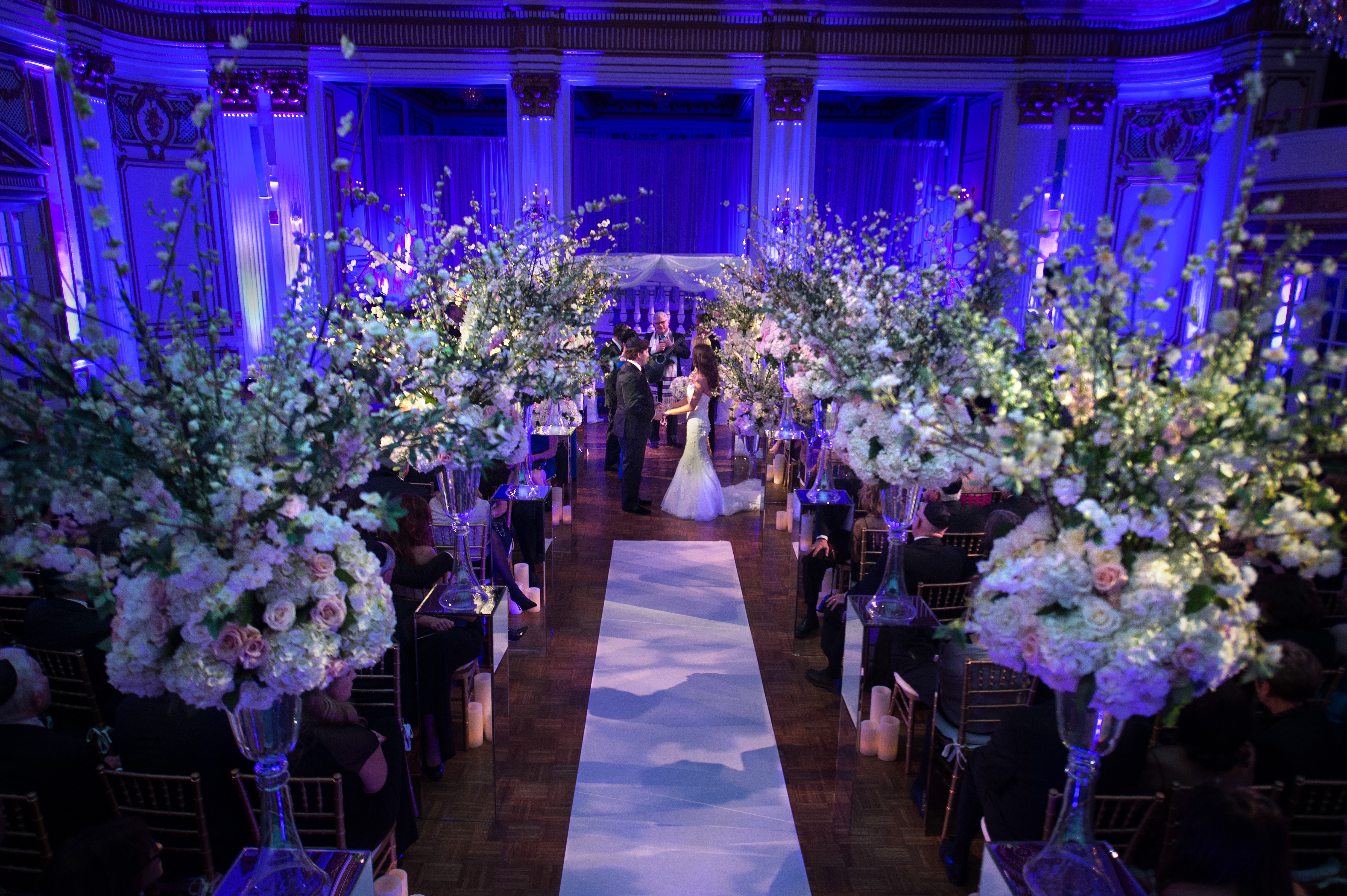 flou(-e)r_specialty_floral_events_Metzger-Studios-Fairmont-Copley_Boston