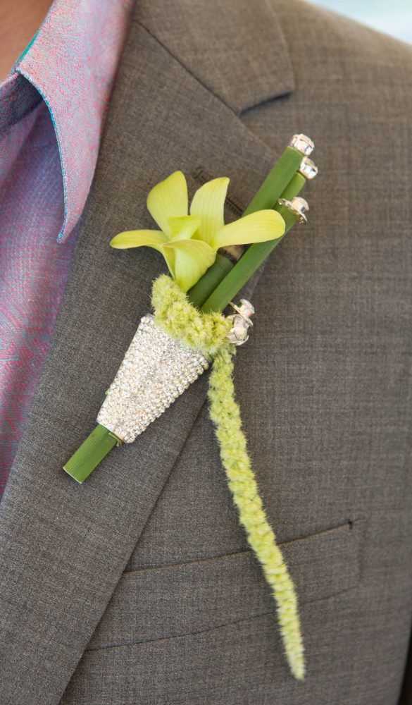 flour_specialty_floral_events_boston_wedding_flowers_boutonniere_style_unique