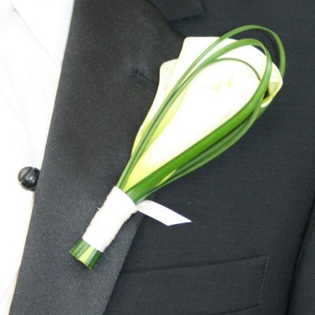 flour_specialty_floral_events_boston_wedding_flowers_boutonniere_style_modern