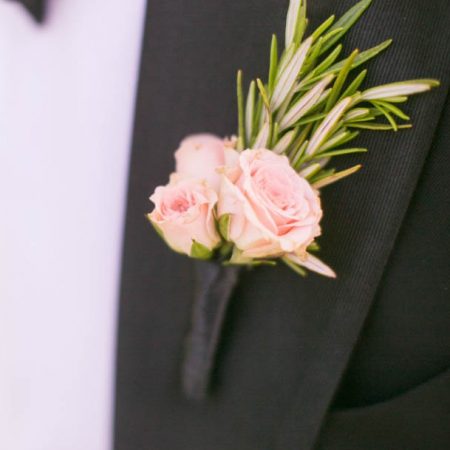 flour_specialty_floral_events_boston_wedding_flowers_boutonniere_style_romantic_Zev_Fisher_Photography