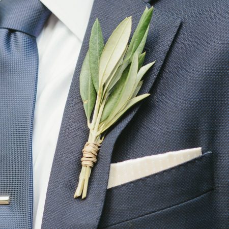 flour_specialty_floral_events_boston_wedding_flowers_boutonniere_style_unique_Servidone_Studios_Photography