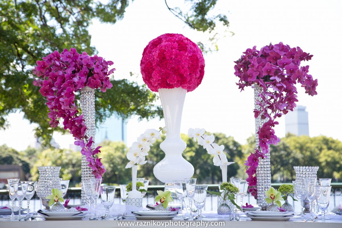 flou(-e)r specialty floral events bright summer wedding flower inspiration Boston Corinna Raznikov Photography