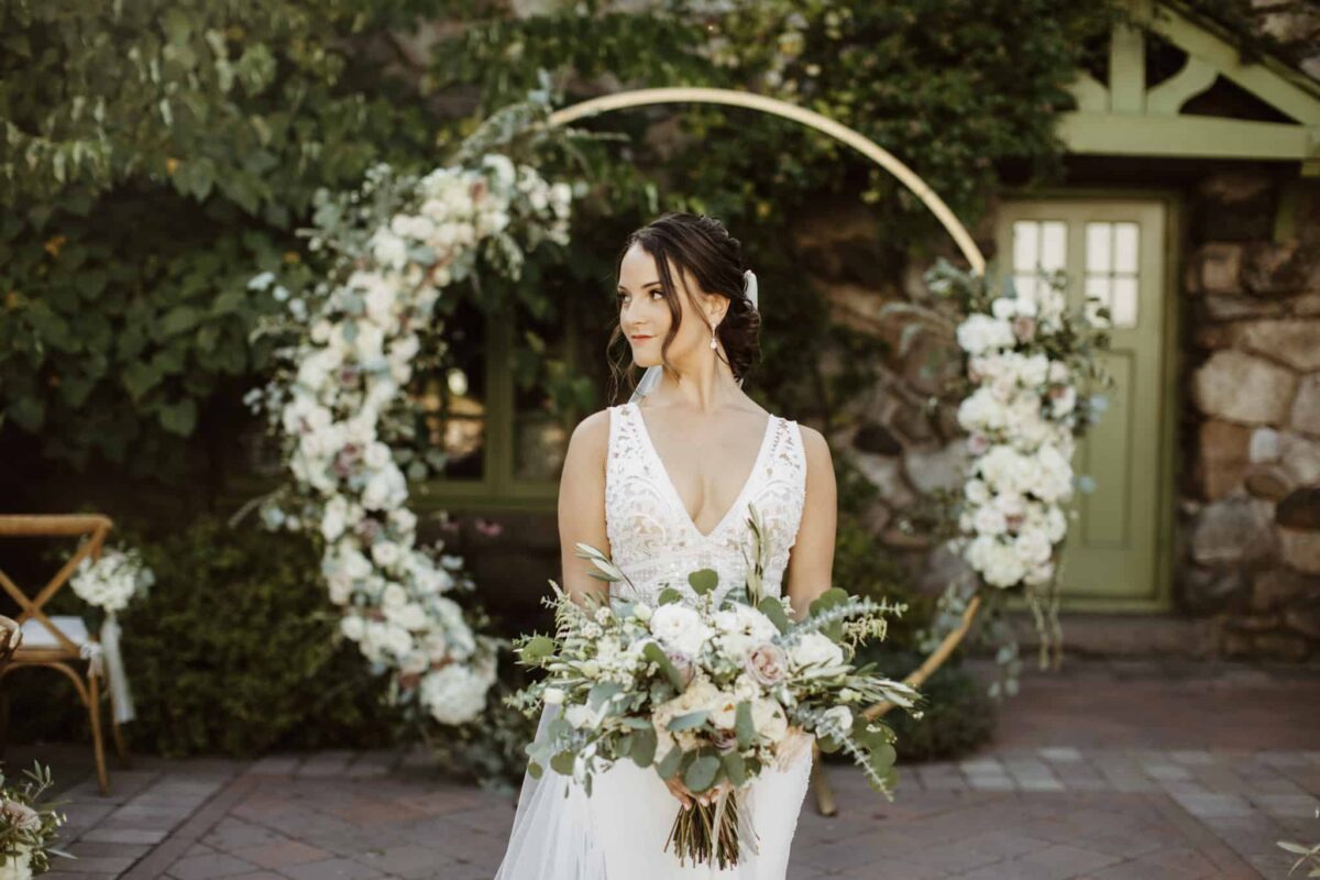 Round Ceremony Arch